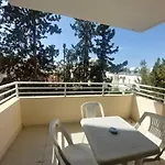 Sunny 2 Bedroom Center 아파트 *